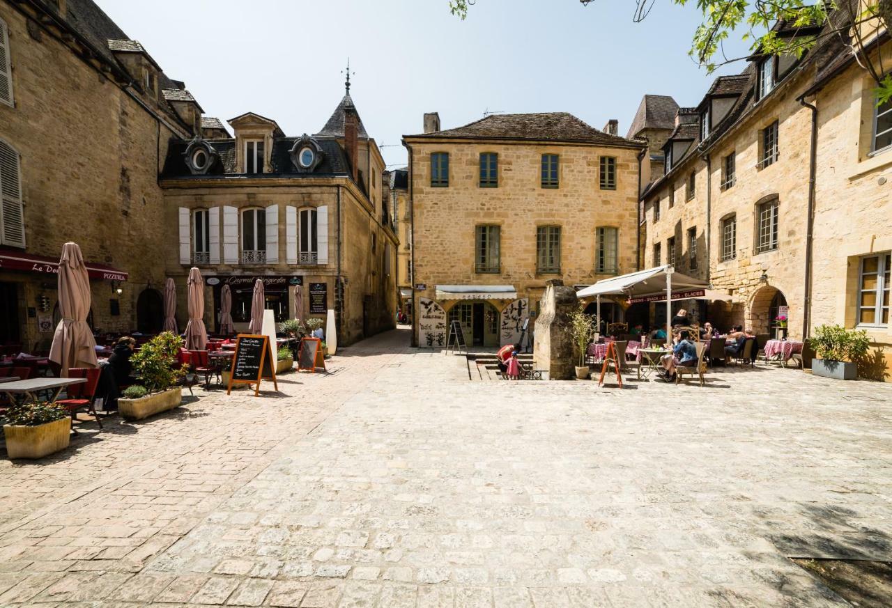 Le Grand Duplex De Rafael Apartment Sarlat-la-Caneda Bagian luar foto
